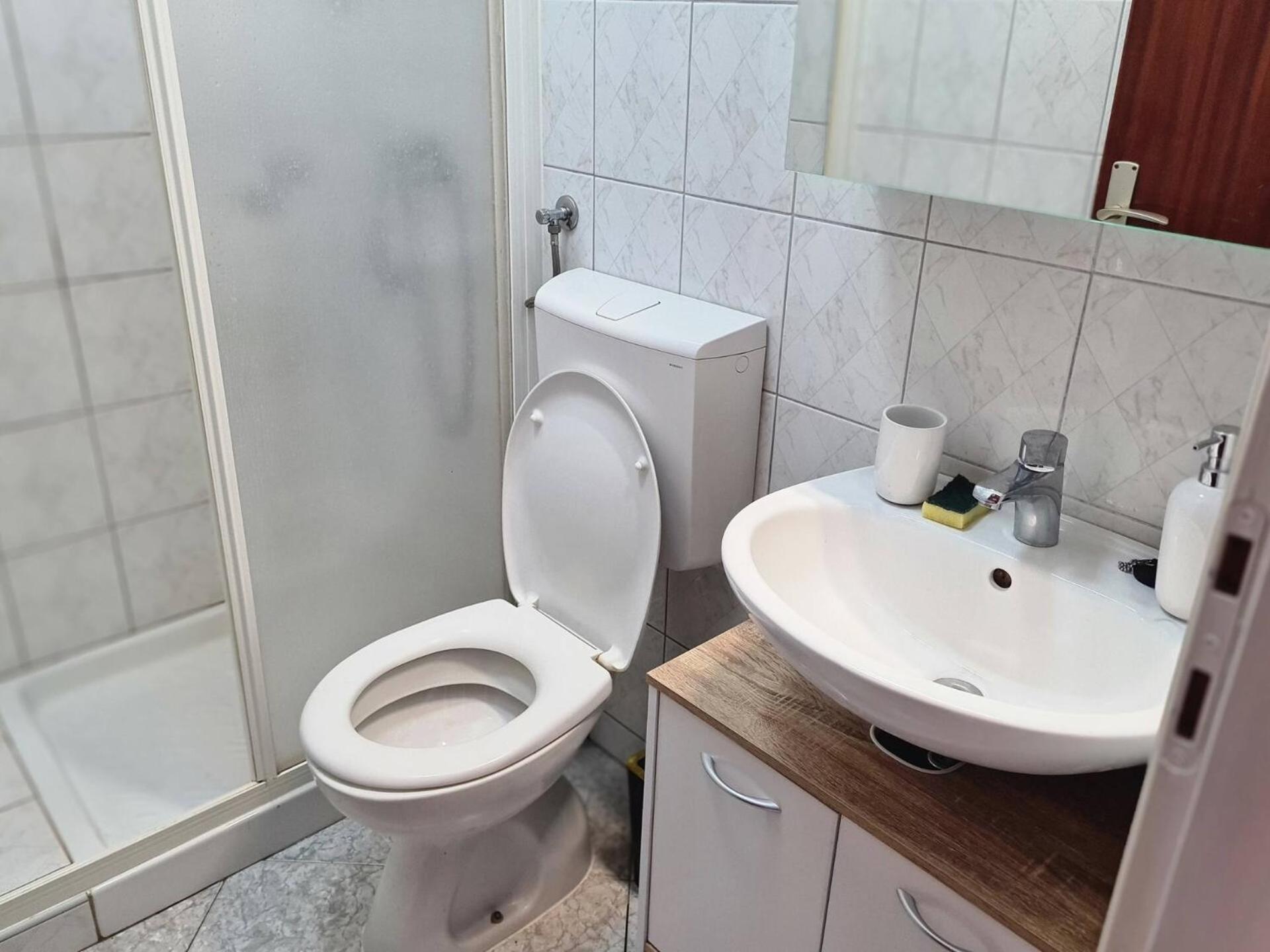 Apartments Bugi باشْكا المظهر الخارجي الصورة
